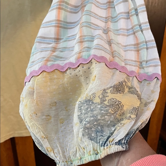 NWTEasel Yellow Panel Top w/Pieced Plaid & Floral Fabric Sleeves w/Pink Rickrack - Picture 5 of 16